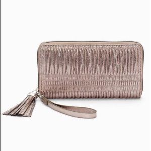 Stella & Dot Continental Wallet